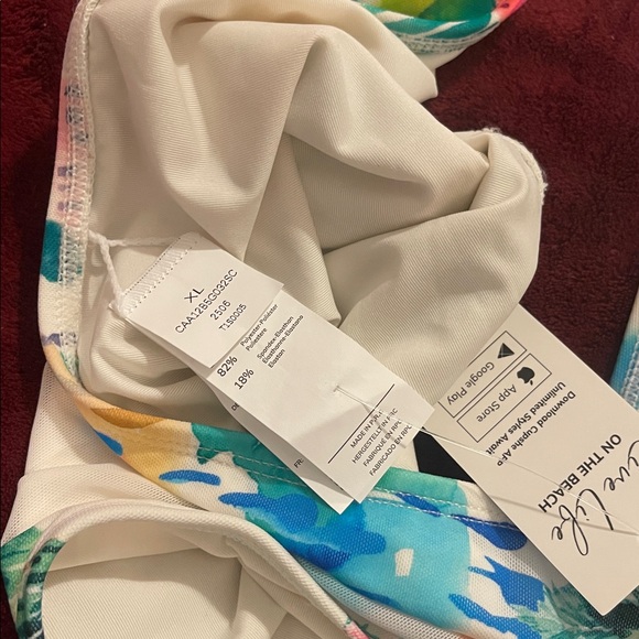 Cupshe Multicolor Tropical Bikini Set - Picture 7 of 11